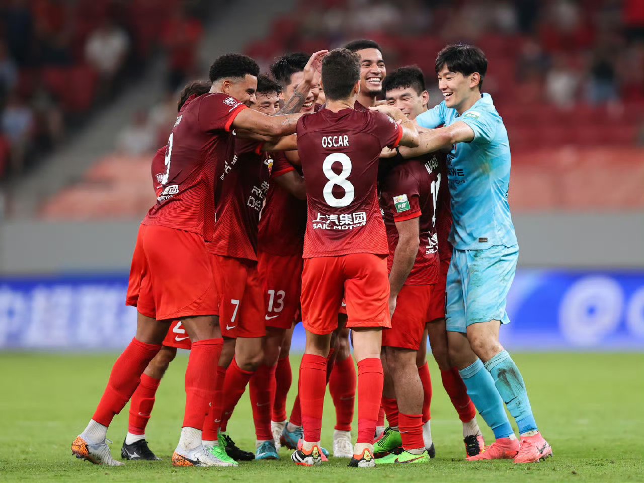 爱游戏体育西甲今夜再迎强敌，上海海港造点机会，主帅态度：质疑声仍在，更衣室氛围转暖的简单介绍